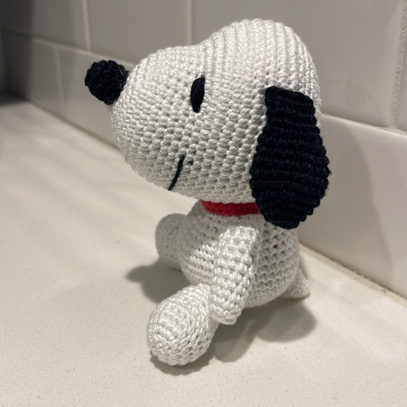 Handcrafted Snoopy Figure Toy Doll Amigurumi Crochet Peanuts Decor Handmade - Picture 3 of 10